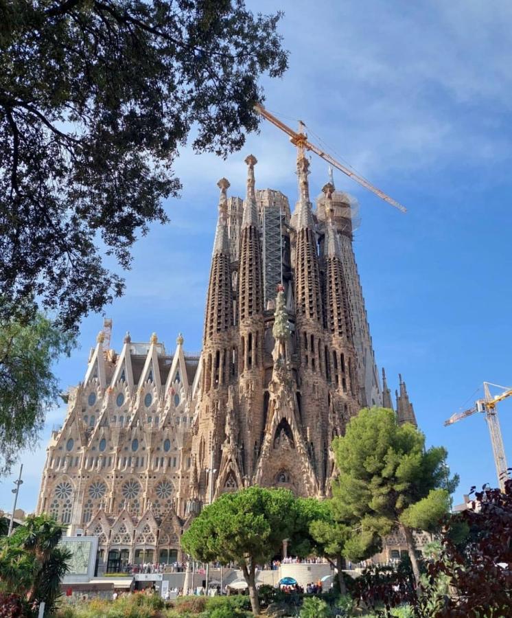 ברצלונה Lepanto Apartments 150M From Sagrada Familia מראה חיצוני תמונה