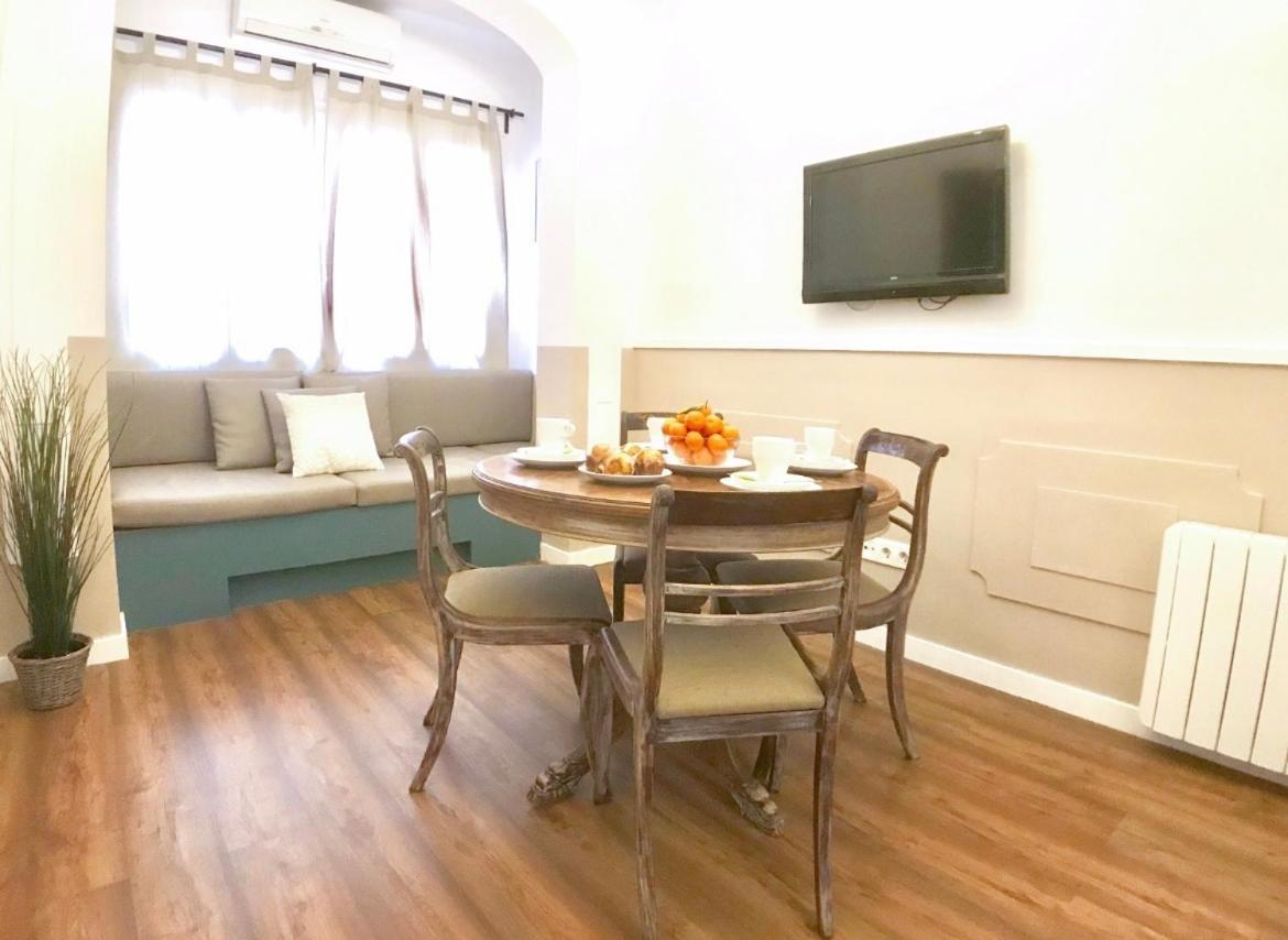 ברצלונה Lepanto Apartments 150M From Sagrada Familia מראה חיצוני תמונה